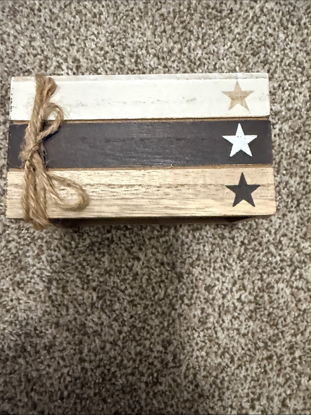 🏖️ 10 items for $20☀️ Rustic White and Natural Wood Star House Décor Set| 5 pcs - Picture 4 of 13